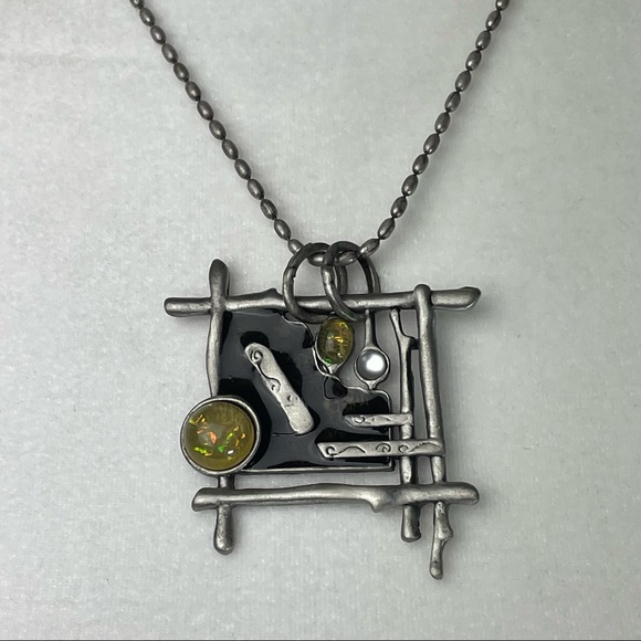 Jewelry - Brutalist Geometric Necklace